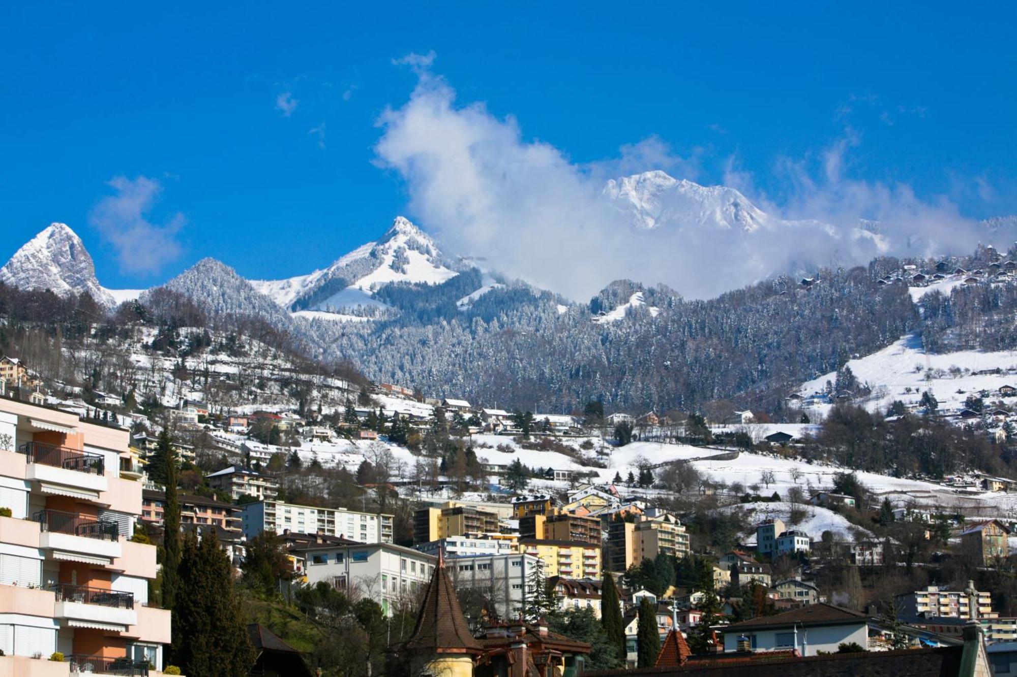 Royal Plaza Montreux Quarto foto